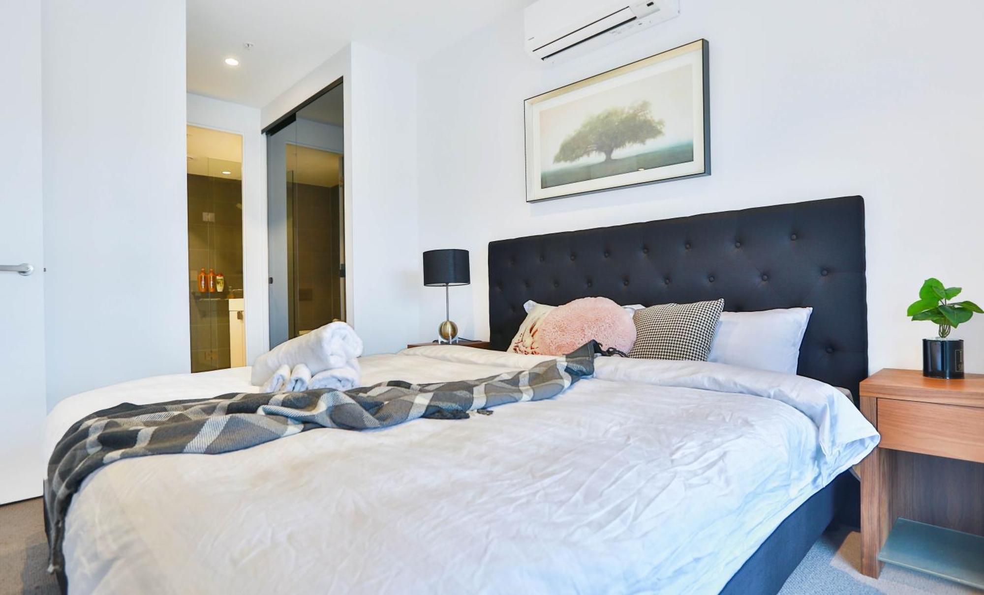 Box Hill Central Sky One Apartment Extérieur photo