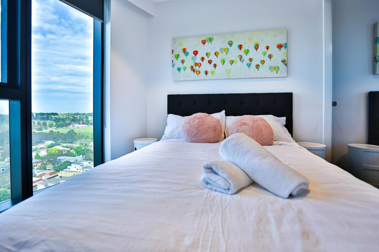 Box Hill Central Sky One Apartment Extérieur photo