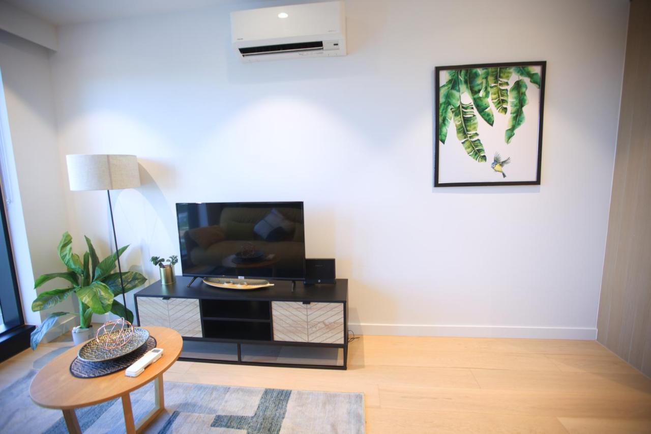 Box Hill Central Sky One Apartment Extérieur photo